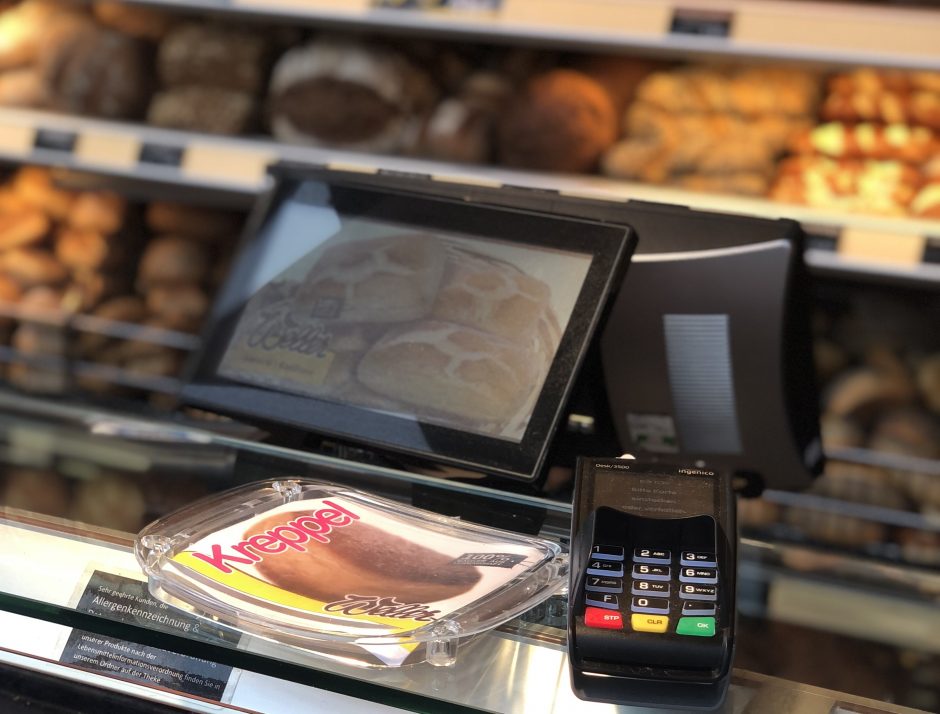 Nicht nur regional, auch digital: Kartenzahlung bei der Bäckerei Weller